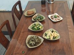 -亮亮面馆(经六路店)