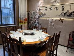-乡土黄·鲜牛肉火锅·小龙虾(兴业街店)