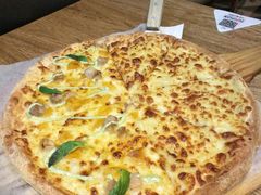 -乐凯撒披萨(东方新世界店)