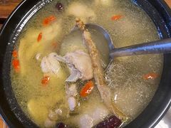 -巧婆婆特色东北菜·铁锅炖