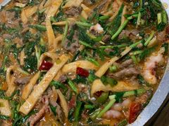 牛肉八带鱼饼土豪锅-京玉菲饭店(李村店)