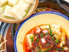-黔三一夺夺粉酸汤火锅(百信店)