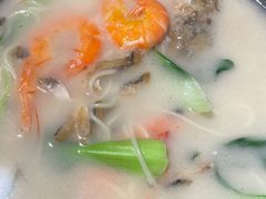 黄鱼面-十面欢腾·海鲜面·台式Bistro(长乐路店)