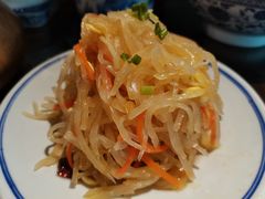 松根丝拌豆芽-龍聚祥烧麦馆(万达店)