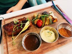 -拾挚扒房(招商花园城店)