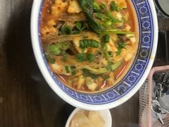 -崇德楼水盆牛羊肉泡馍馆(文艺路店)