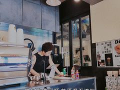 -小巨场咖啡