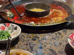 -椒香城门口老火锅(长寿路店)