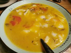 -临界音乐酒馆·小龙虾·江湖菜(华熙LIVE·鱼洞店)