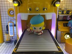 -泡泡玛特POPMART(上海环球港店)