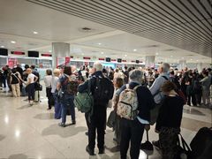 -胡志明新山一国际机场