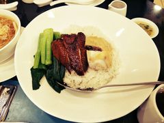 香液鸡拼豉油鸡饭-丽的面家(多宝路店)