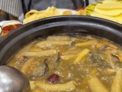 -菌之家·专业纯野生菌火锅·特色炒菌