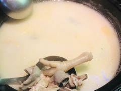 胡椒猪肚鸡-顺德公广东猪肚鸡·煲仔饭(白石洲店)