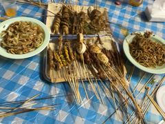 -老街烧烤大排档·地道湖北菜·龙虾馆(汉口火车站店)