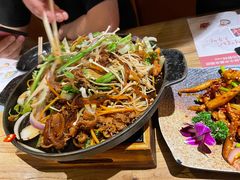 -冰川冷面·延边菜·炭烤串(观前店)