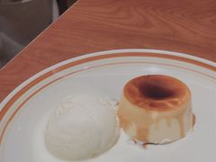 焦糖布丁冰淇淋-萨莉亚意式餐厅(江桥万达广场店)
