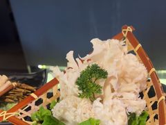 -湊湊火锅·茶憩(杭州湖滨银泰in77店)