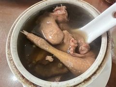 陈皮绿豆炖乳鸽汤-煲煲掂风味煲仔饭餐厅(西区店)