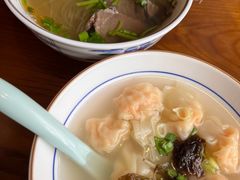 牛肉粉丝汤-鑫震源·苏式大虾生煎(山塘街店)