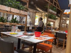 -渝信川菜 · 川味家常菜(财富购物中心店)