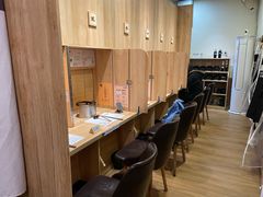 -独食火锅·半米屋台(直营总店)