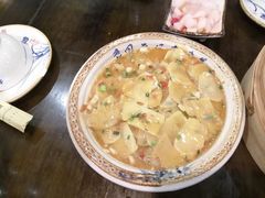 -黄桷树曹家私房菜(江与城店)