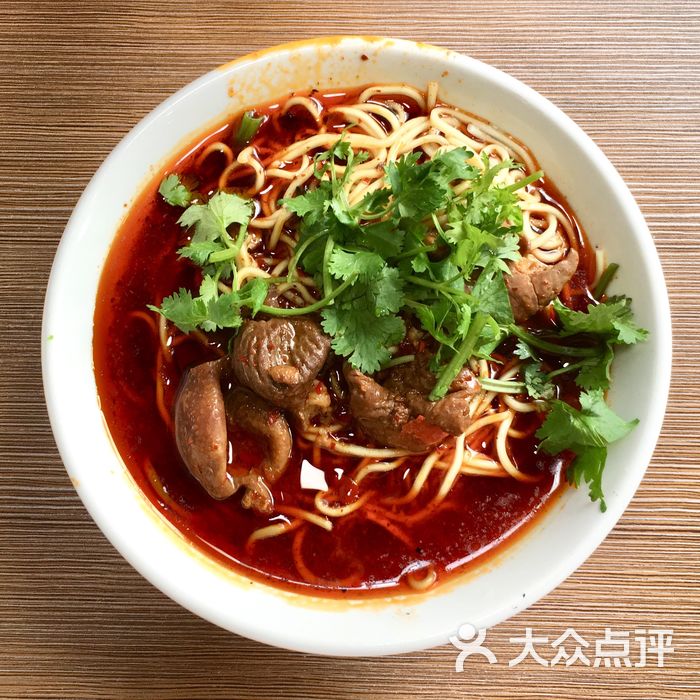 花市豌杂面红烧肥肠面图片-北京小吃快餐-大众点评网