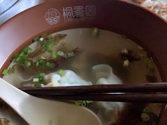 鲜肉小馄饨-桐香园小笼包(百井坊巷店)