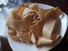 -亿诣蝎府炸酱面羊蝎子火锅(酷车小镇店)