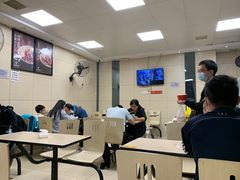 -江三王记牛杂馆(总店)