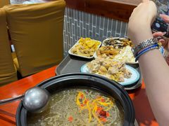 -菌之家·专业纯野生菌火锅·特色炒菌