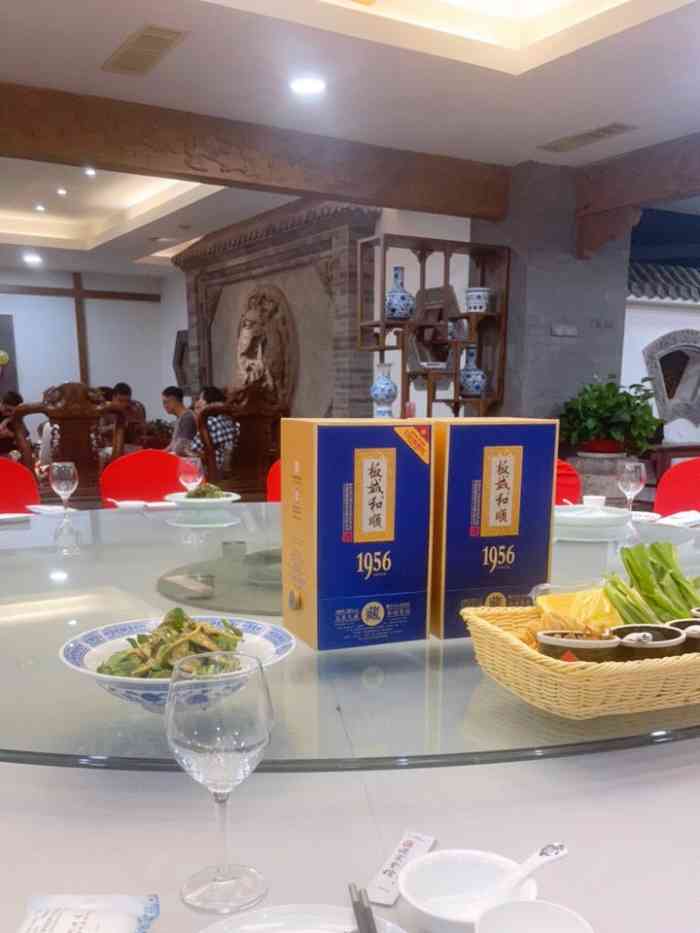保定会馆(裕华店)-"冀菜口味,蒜蓉粉丝娃娃菜好吃."-大众点评移动版