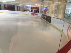 -陈露国际冰上中心(天津嘉里汇店)