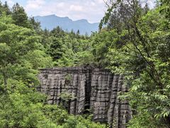 -梭布垭石林景区