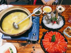 -捞围鲜·港式打边炉(海阳路店)