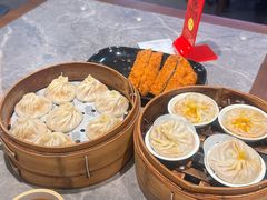 -莱莱小笼·乔艾