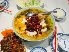 -禄鼎记·排队俩小时都要吃的酸菜鱼(石牌桥店)
