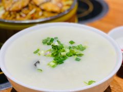 骨腩粥-强记鱼粥(南村店)