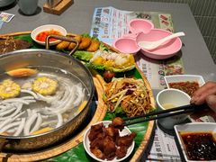 -椰小鸡·琼州糟粕醋·火锅(美兰缤纷城店)