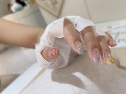 -进巍美甲