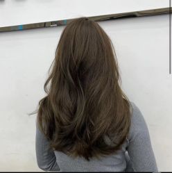 -首脑美发沙龙