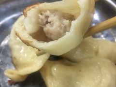 -黄阿姨锅贴大王(万航渡路店)