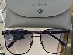 -世纪大明眼镜·林德伯格·蔡司官方授权店(武昌旗舰店)