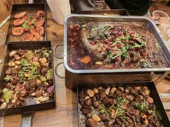 -老东镇啤酒屋海鲜加工·蒸汽海鲜·海鲜烧烤(台东店)