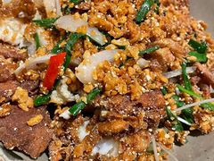-Cuc Gach Quan Restaurant