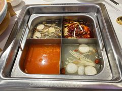 四味锅底-旺龙巷重庆脆毛肚火锅·潜山扛把子店(潜山商业街店)