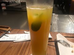 -星巴克(六合路店)