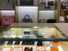 -109度二手奢侈品手表包包珠宝回收(新天地店)