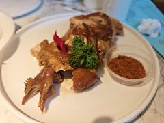 悦海烧鸡（半只)-悦海·家宴·冰花皮皮虾大锅贴(宝龙店)
